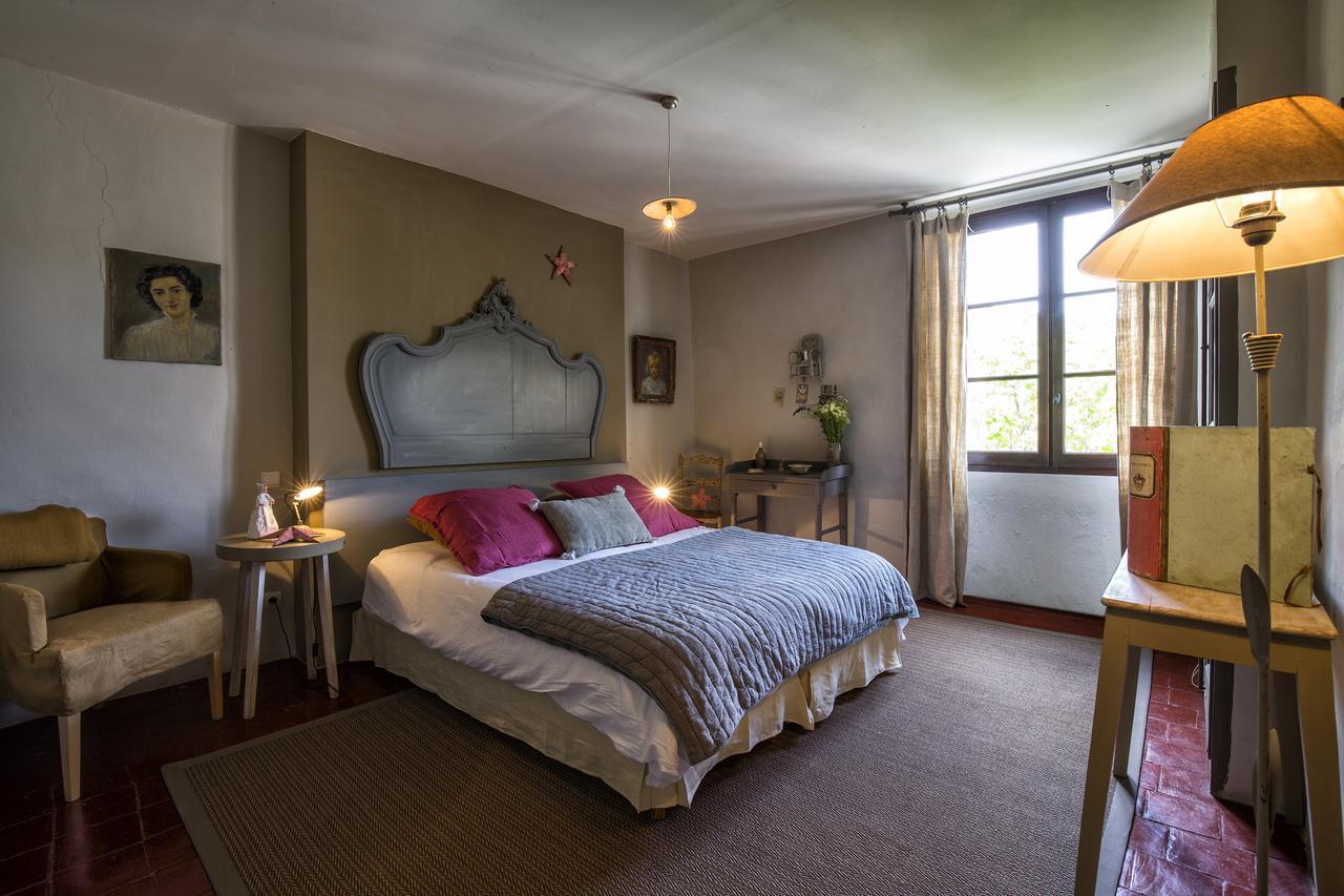 Maison D'Hotes , Ancien Hotel Des Colonnes リエ エクステリア 写真