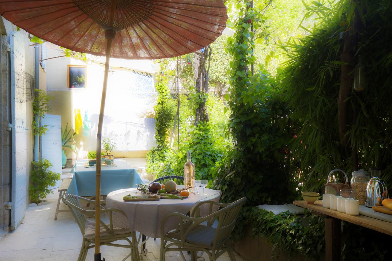Maison D'Hotes , Ancien Hotel Des Colonnes リエ エクステリア 写真
