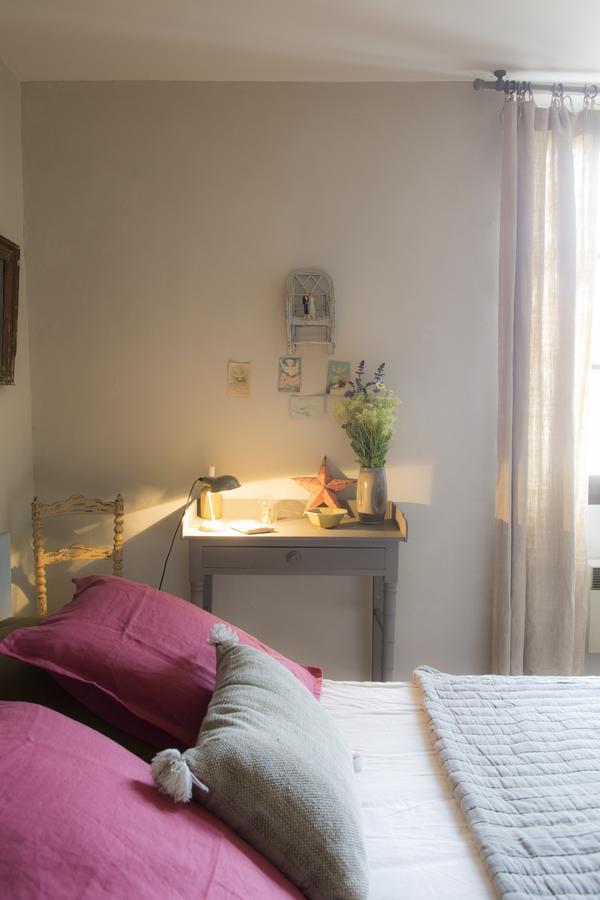 Maison D'Hotes , Ancien Hotel Des Colonnes リエ エクステリア 写真